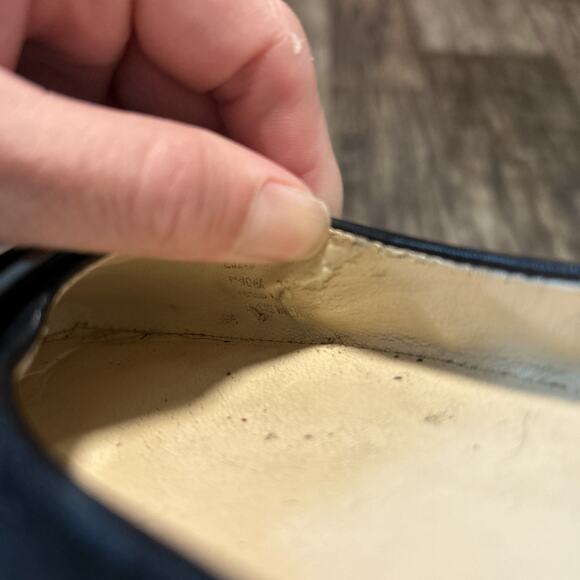 Calvin Klein Black Ballet Flats Leather size 7 Toe Logo Silver - Picture 8 of 8